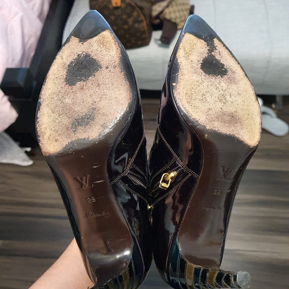 LOUIS VUITTON ANKLE BOOTS - Picture 7 of 7